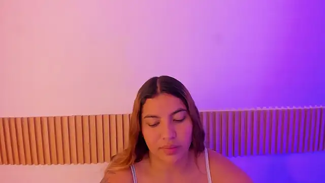 Snapshot of OliviaSweett chatting on 10-12-25, 07:15 OliviaSweett online show from 10-12-25, 07:15