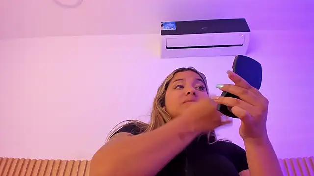 OliviaSweett online show from 03-27-26, 07:04