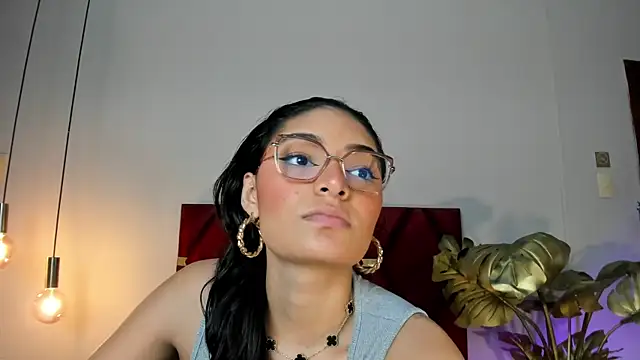 LunaAspen  online show from 02-25-26, 05:46