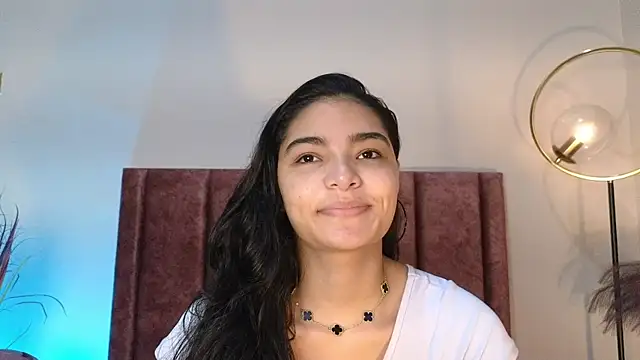 LunaAspen  online show from 04-10-26, 05:53