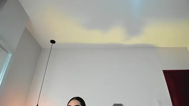 Snapshot of LunaAspen_ chatting on 10-15-25, 05:43 LunaAspen online show from 10-15-25, 05:43