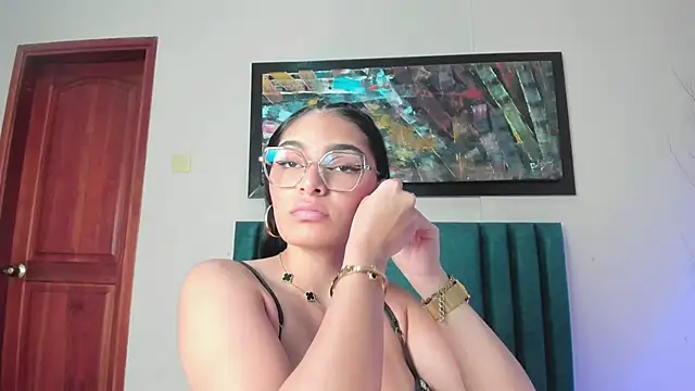 LunaAspen  online show from 11-08-25, 05:49