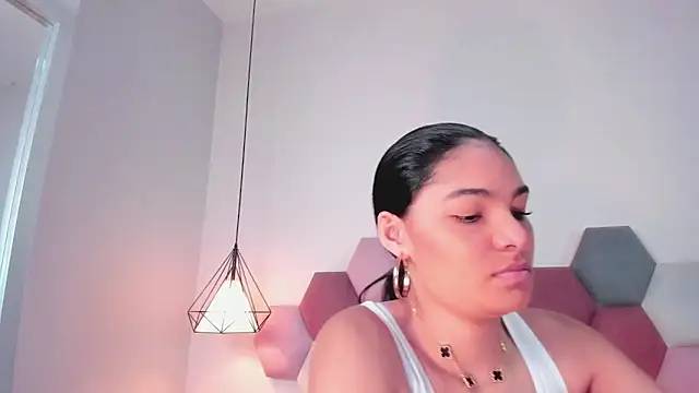 LunaAspen  online show from 11-22-25, 05:45