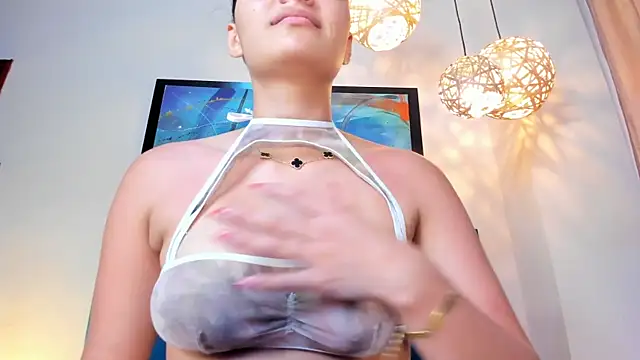 LunaAspen  online show from 11-04-25, 05:50