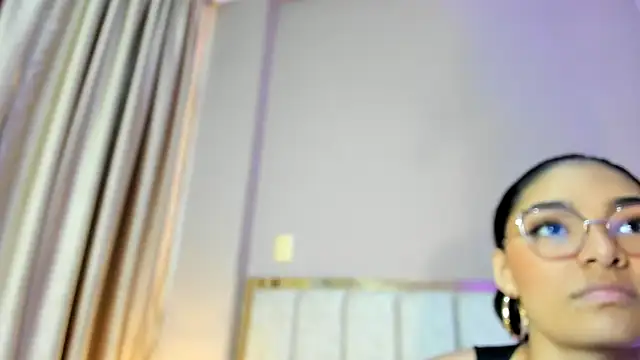 LunaAspen  online show from 12-04-25, 07:02