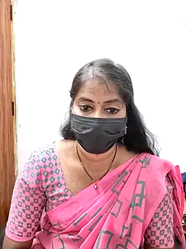 Snapshot of tamil_Sigappu_Roja chatting on 06-18-26, 09:14 tamil Sigappu Roja online show from 06-18-26, 09:14