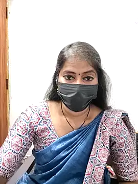 Snapshot of tamil_Sigappu_Roja chatting on 04-24-26, 03:19 tamil Sigappu Roja online show from 04-24-26, 03:19