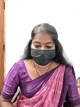 Snapshot of tamil_Sigappu_Roja chatting on 05-30-26, 12:39 tamil Sigappu Roja online show from 05-30-26, 12:39