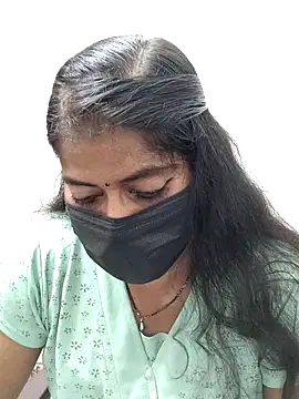 Snapshot of tamil_Sigappu_Roja chatting on 10-14-25, 12:39 tamil Sigappu Roja online show from 10-14-25, 12:39