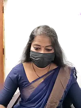 Snapshot of tamil_Sigappu_Roja chatting on 05-08-26, 12:47 tamil Sigappu Roja online show from 05-08-26, 12:47