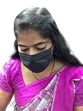 Snapshot of tamil_Sigappu_Roja chatting on 10-10-25, 02:01 tamil Sigappu Roja online show from 10-10-25, 02:01