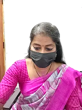 Snapshot of tamil_Sigappu_Roja chatting on 04-22-26, 12:56 tamil Sigappu Roja online show from 04-22-26, 12:56