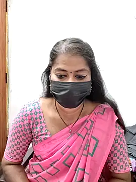 Snapshot of tamil_Sigappu_Roja chatting on 04-21-26, 12:45 tamil Sigappu Roja online show from 04-21-26, 12:45