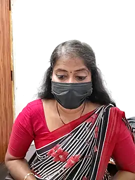 Snapshot of tamil_Sigappu_Roja chatting on 05-28-26, 01:17 tamil Sigappu Roja online show from 05-28-26, 01:17