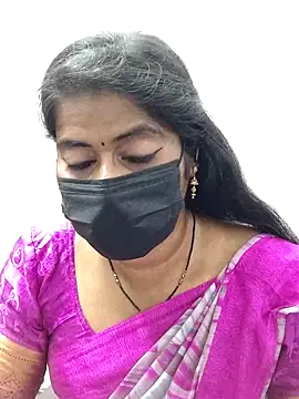 Snapshot of tamil_Sigappu_Roja chatting on 10-04-25, 01:56 tamil Sigappu Roja online show from 10-04-25, 01:56