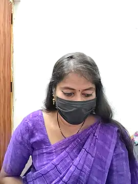 Snapshot of tamil_Sigappu_Roja chatting on 06-05-26, 07:36 tamil Sigappu Roja online show from 06-05-26, 07:36