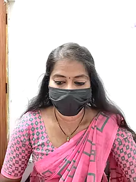 Snapshot of tamil_Sigappu_Roja chatting on 06-30-26, 12:32 tamil Sigappu Roja online show from 06-30-26, 12:32