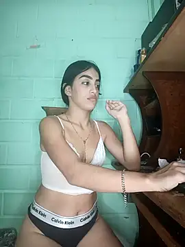 Bigtiti01 online show from 10-15-25, 07:22