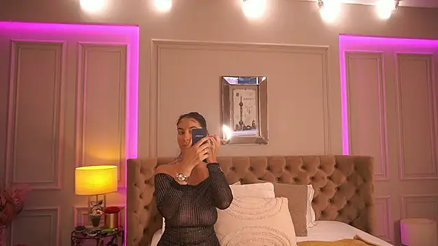 FrancescaDante online show from 06-27-26, 05:57