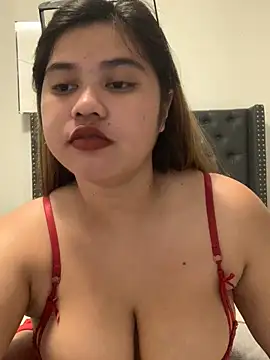 imogen x online show from 06-12-26, 01:53