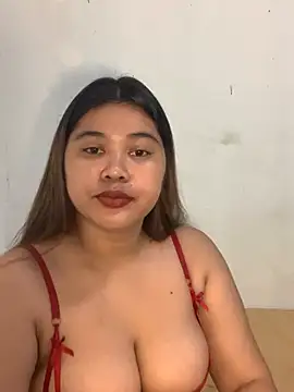 Snapshot of imogen_x chatting on 04-22-26, 04:25 imogen x online show from 04-22-26, 04:25