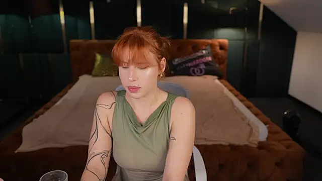 BadAfina online show from 10-30-25, 11:30