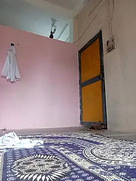 LOVE-R online show from 09-10-25, 03:27