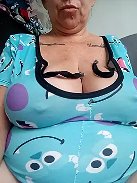 Snapshot of SinisterBabe chatting on 11-16-25, 11:15 SinisterBabe online show from 11-16-25, 11:15