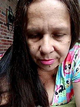 Snapshot of SinisterBabe chatting on 12-19-25, 01:57 SinisterBabe online show from 12-19-25, 01:57