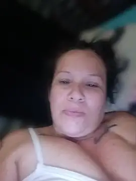 Snapshot of SinisterBabe chatting on 06-18-26, 01:38 SinisterBabe online show from 06-18-26, 01:38