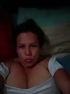 Snapshot of SinisterBabe chatting on 05-30-26, 12:00 SinisterBabe online show from 05-30-26, 12:00