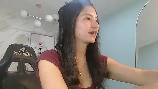 victoria hernandez t  online show from 07-02-26, 01:17