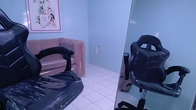 victoria hernandez t  online show from 09-23-25, 01:07