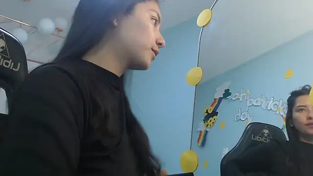 victoria hernandez t  online show from 03-17-26, 01:36