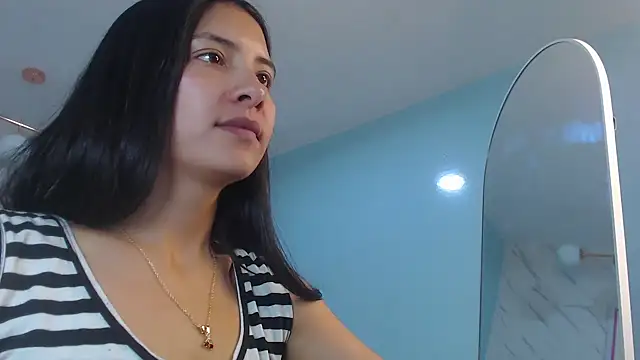 victoria hernandez t  online show from 05-13-26, 01:07