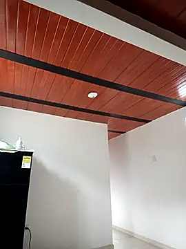 Isa Acosta online show from 10-29-25, 05:56