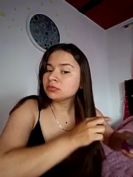 Isa Acosta online show from 12-20-25, 01:03