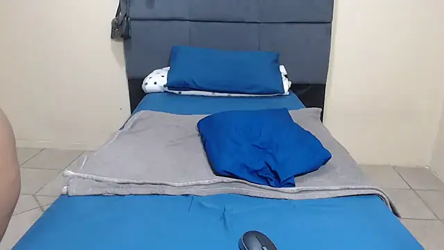 AfricanPopi online show from 04-17-26, 05:43