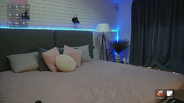 Baby  Lola online show from 04-04-26, 01:28