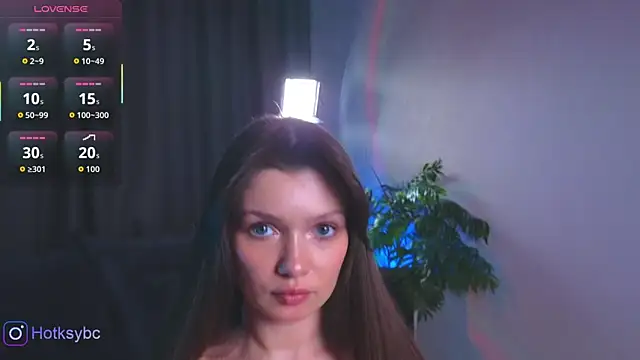 Snapshot of Hot_ksy chatting on 10-22-25, 05:01 Hot ksy online show from 10-22-25, 05:01
