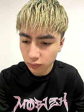 AlexanderCollman online show from 12-04-25, 08:52