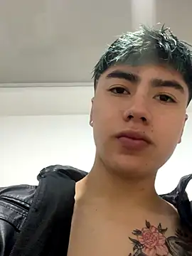 AlexanderCollman online show from 11-12-25, 04:33