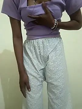 Alia-00 online show from 12-04-25, 04:22