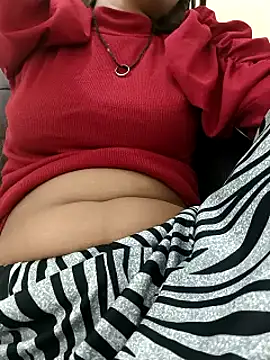 Alia-00 online show from 10-29-25, 04:17