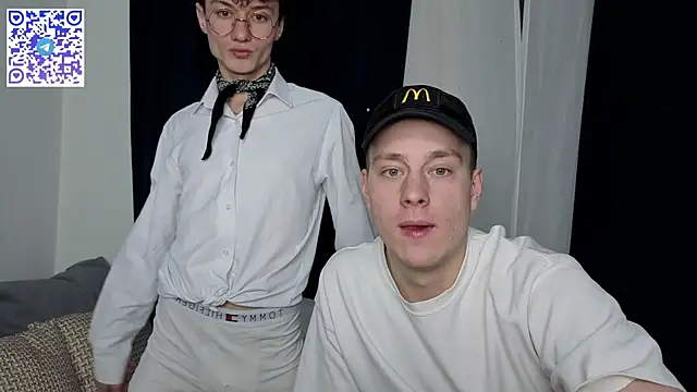 Kevin Young Cat online show from 04-18-26, 07:07