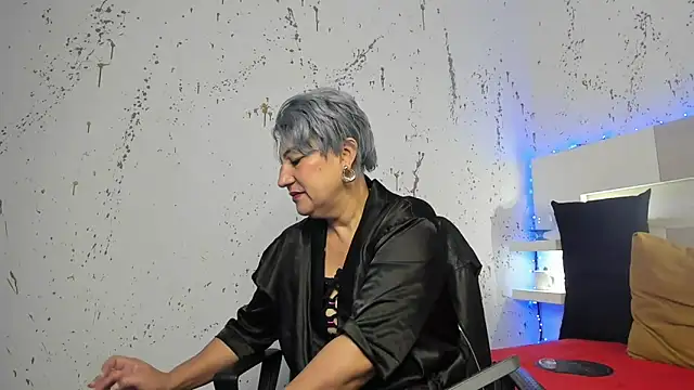 Snapshot of JaddeWalker chatting on 10-05-25, 11:34 JaddeWalker online show from 10-05-25, 11:34
