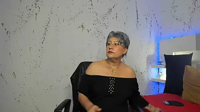Snapshot of JaddeWalker chatting on 10-07-25, 11:22 JaddeWalker online show from 10-07-25, 11:22