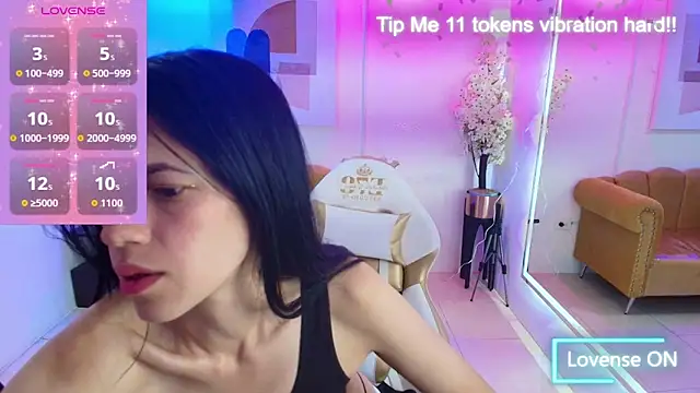 Snapshot of Anastasiia_rouse chatting on 09-09-25, 03:38 Anastasiia rouse online show from 09-09-25, 03:38
