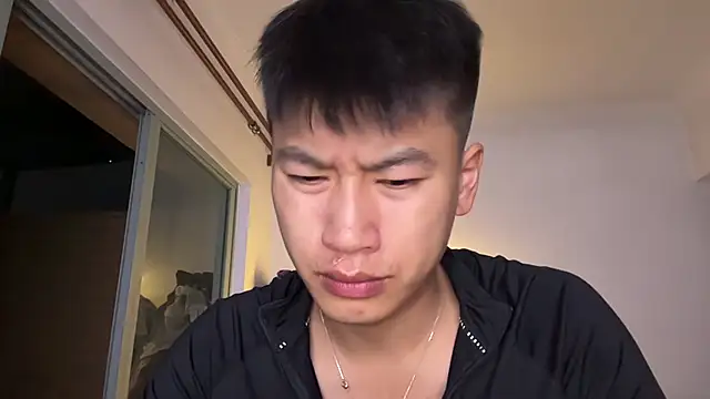 Snapshot of heywilliam chatting on 11-10-25, 12:54 heywilliam online show from 11-10-25, 12:54