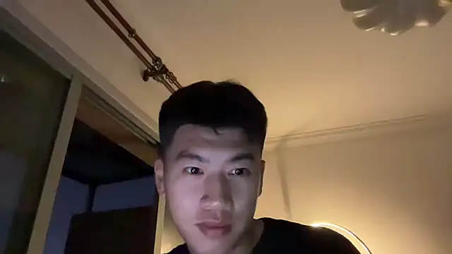 Snapshot of heywilliam chatting on 11-14-25, 01:37 heywilliam online show from 11-14-25, 01:37